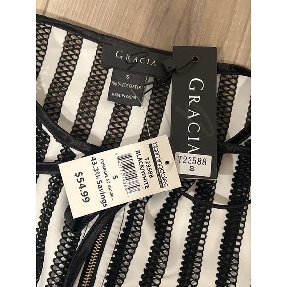 Gracia,‎ Zip up Top, Bell Sleeves, See Thru, Size S, KB179 - Picture 5 of 5